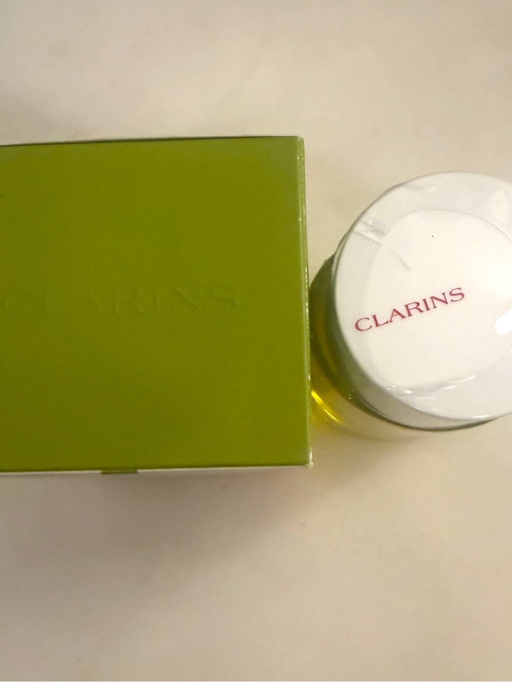 Clarins Relax Treatment Oil for Body 3.4 oz. New in box, sealed. - Picture 3 of 4